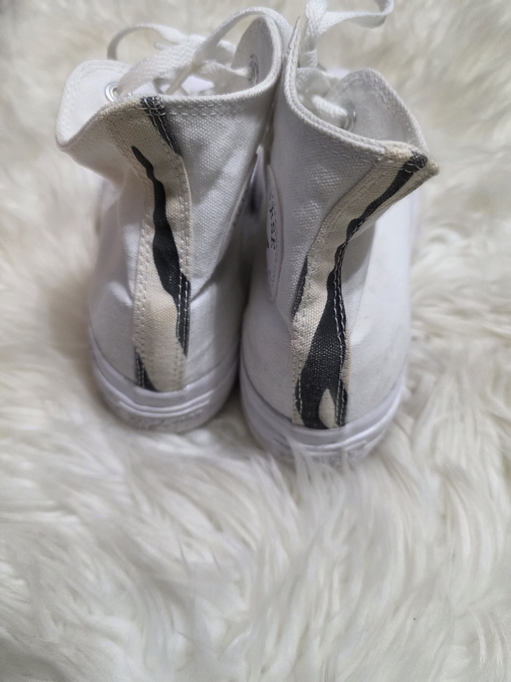 Converse White Women's High Top Canvas Sneakers - Platform Look - Picture 4 of 6